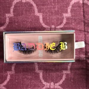 Baddie B lashes #SUGARBABY